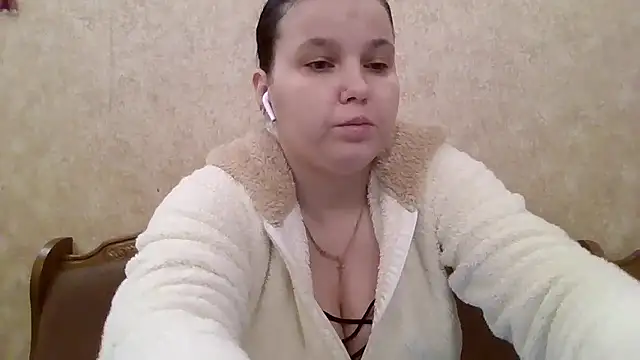 Snapshot of JeorginaJ chatting on 01-19-26, 12:42 JeorginaJ online show from 01-19-26, 12:42