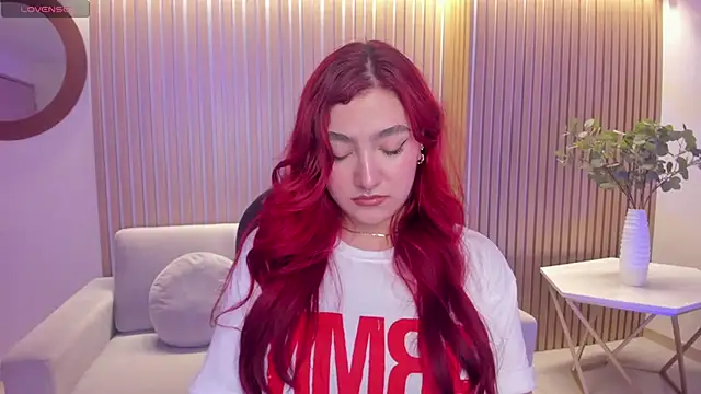 Snapshot of ViolettCastel chatting on 01-20-25, 07:46 ViolettCastel online show from 01-20-25, 07:46