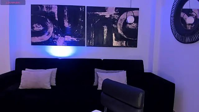 ViolettCastel online show from 10-21-25, 07:14