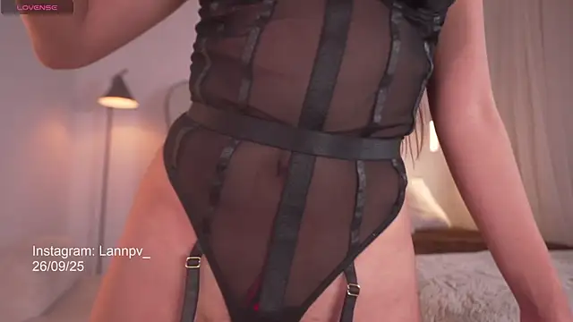 lanie   online show from 09-26-25, 10:58