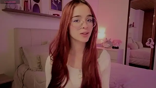 Snapshot of Roxxy_mora chatting on 12-01-25, 10:26 Roxxy mora online show from 12-01-25, 10:26