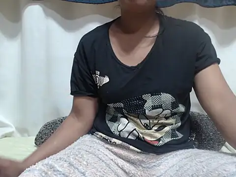 Snapshot of Linda_sexy chatting on 07-18-26, 03:54 Linda sexy online show from 07-18-26, 03:54
