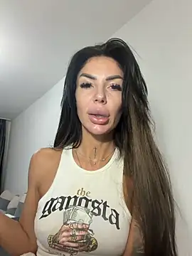 RaquelleVon online show from 03-30-26, 04:35