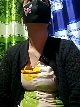 Snapshot of Aruyeshi- chatting on 01-29-25, 04:52 Aruyeshi- online show from 01-29-25, 04:52