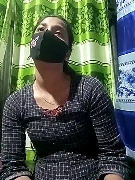 Snapshot of Aruyeshi- chatting on 02-15-25, 04:01 Aruyeshi- online show from 02-15-25, 04:01