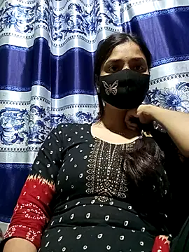 Snapshot of Aruyeshi- chatting on 03-04-25, 05:21 Aruyeshi- online show from 03-04-25, 05:21