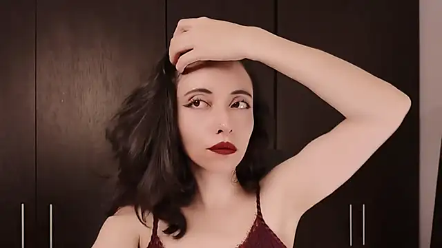 Snapshot of Edranah chatting on 05-31-26, 10:11 Edranah online show from 05-31-26, 10:11