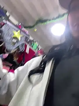 peiton steele7 online show from 01-09-25, 11:24