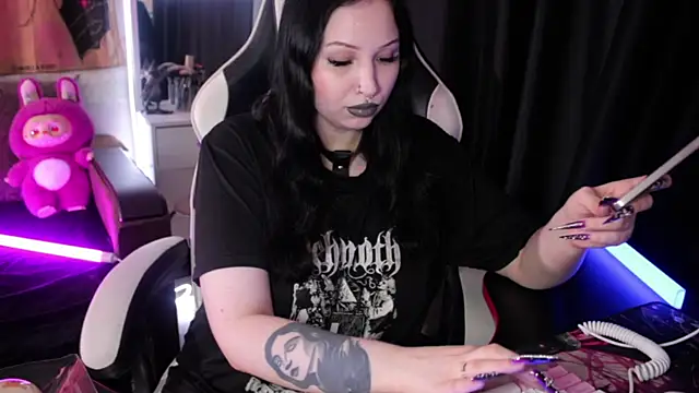 Kitty goth online show from 08-03-26, 08:56