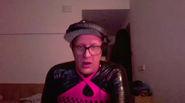 Bigthroaterboy online show from 03-11-25, 06:21