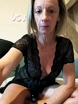 tatianasexymilf online show from 10-19-25, 09:32