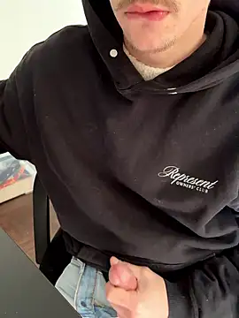 KendrickJiz online show from 09-28-25, 11:48