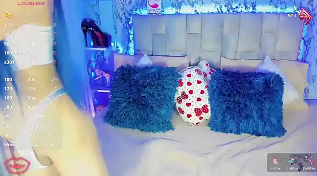 Snapshot of Baby_Aliz chatting on 03-06-25, 03:24 Baby Aliz online show from 03-06-25, 03:24