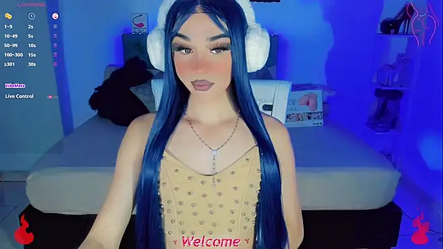 Snapshot of Baby_Aliz chatting on 11-04-25, 01:38 Baby Aliz online show from 11-04-25, 01:38