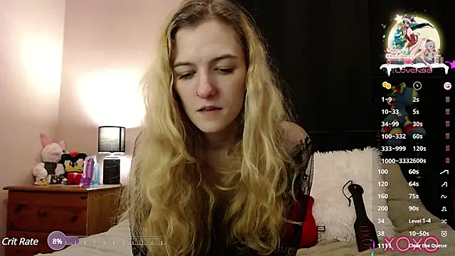Snapshot of EllieeRose chatting on 12-21-24, 10:30 EllieeRose online show from 12-21-24, 10:30