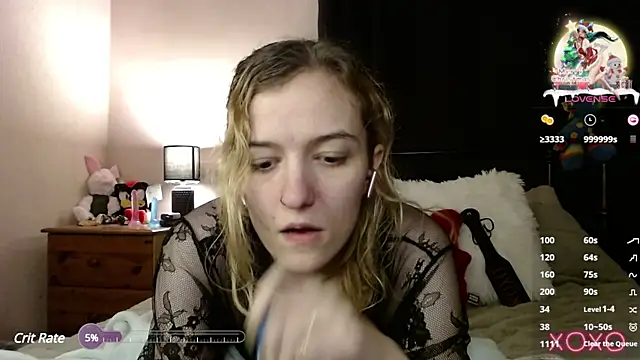 Snapshot of EllieeRose chatting on 12-29-24, 04:48 EllieeRose online show from 12-29-24, 04:48
