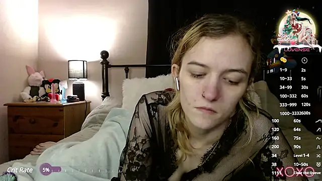 Snapshot of EllieeRose chatting on 12-29-24, 07:50 EllieeRose online show from 12-29-24, 07:50