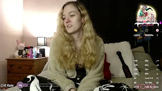 Snapshot of EllieeRose chatting on 01-10-25, 11:50 EllieeRose online show from 01-10-25, 11:50