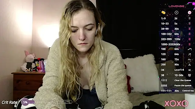 Snapshot of EllieeRose chatting on 01-26-25, 09:18 EllieeRose online show from 01-26-25, 09:18