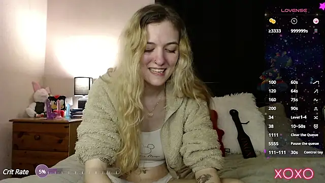 Snapshot of EllieeRose chatting on 03-02-25, 01:47 EllieeRose online show from 03-02-25, 01:47