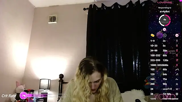 Snapshot of EllieeRose chatting on 03-08-25, 04:28 EllieeRose online show from 03-08-25, 04:28