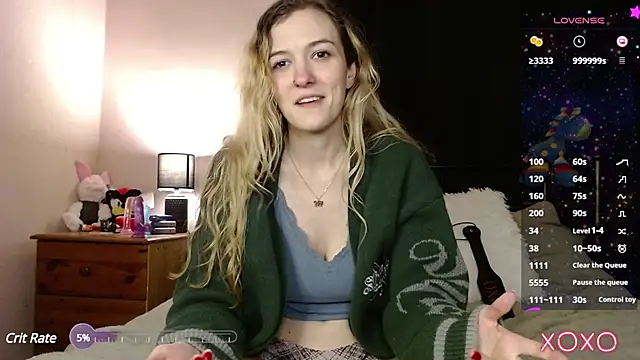 Snapshot of EllieeRose chatting on 03-21-25, 12:51 EllieeRose online show from 03-21-25, 12:51