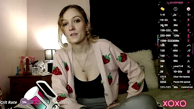 Snapshot of EllieeRose chatting on 09-22-25, 11:29 EllieeRose online show from 09-22-25, 11:29