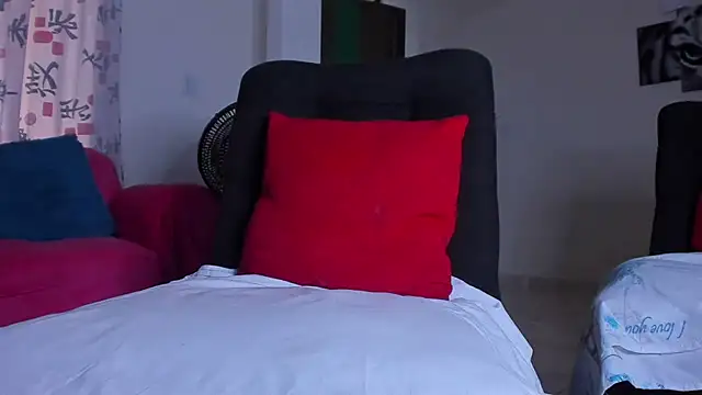 kerlysmith 24 online show from 09-25-25, 08:45