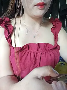 Snapshot of Silylina6969 chatting on 06-14-26, 02:57 Silylina6969 online show from 06-14-26, 02:57