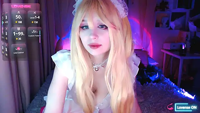 Snapshot of cherry_milk_xx chatting on 03-05-25, 11:38 cherry milk xx online show from 03-05-25, 11:38