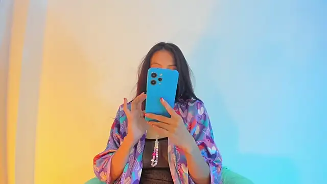 Snapshot of LyaEvanss chatting on 09-11-25, 02:55 LyaEvanss online show from 09-11-25, 02:55