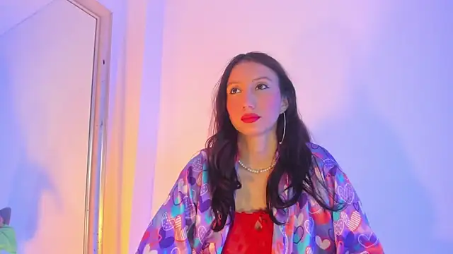 Snapshot of LyaEvanss chatting on 09-19-25, 02:13 LyaEvanss online show from 09-19-25, 02:13