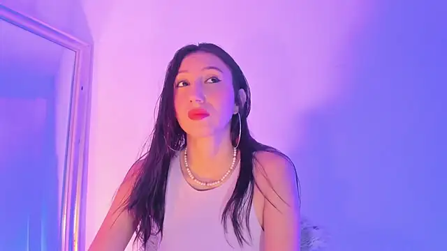 Snapshot of LyaEvanss chatting on 10-16-25, 02:29 LyaEvanss online show from 10-16-25, 02:29