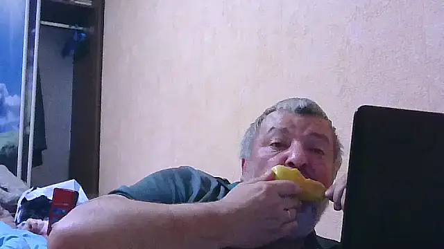 Art Ass online show from 10-11-25, 04:16