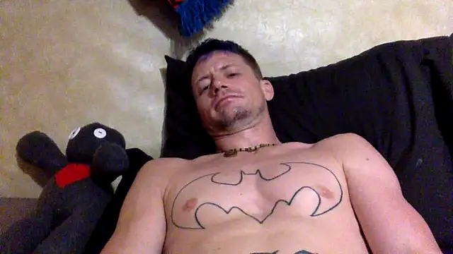 Snapshot of trash4cash chatting on 05-25-26, 05:19 trash4cash online show from 05-25-26, 05:19