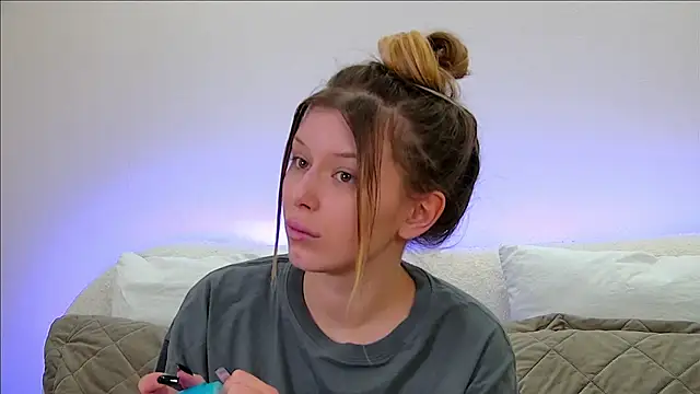 LiliaBianka online show from 02-22-25, 07:01