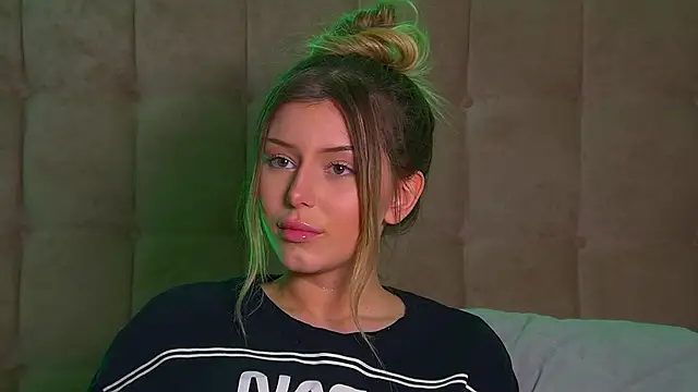 LiliaBianka online show from 03-11-25, 03:34