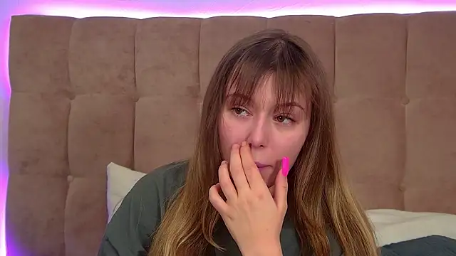 LiliaBianka online show from 11-24-25, 06:35