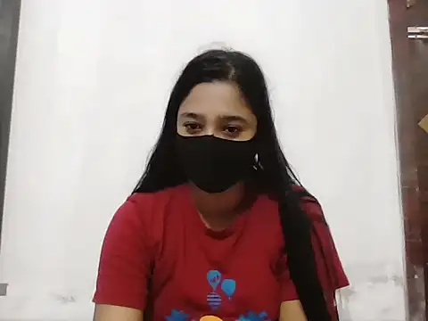 Snapshot of Chitrani- chatting on 06-30-26, 06:03 Chitrani- online show from 06-30-26, 06:03