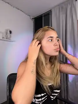 JoselinFlower  online show from 02-04-26, 01:33