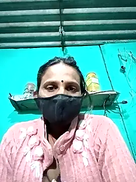 Snapshot of Baby__Shreya chatting on 01-11-25, 07:16 Baby Shreya online show from 01-11-25, 07:16