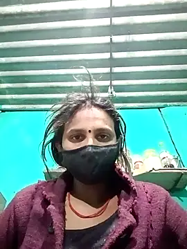 Snapshot of Baby__Shreya chatting on 02-06-25, 06:13 Baby Shreya online show from 02-06-25, 06:13