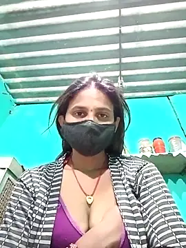 Snapshot of Baby__Shreya chatting on 02-27-25, 10:42 Baby Shreya online show from 02-27-25, 10:42