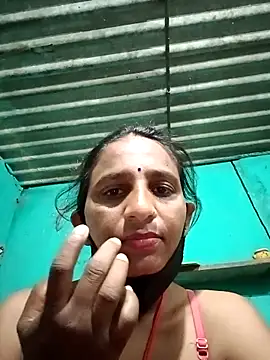 Snapshot of Baby__Shreya chatting on 09-10-25, 11:05 Baby Shreya online show from 09-10-25, 11:05