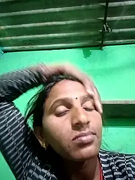 Snapshot of Baby__Shreya chatting on 11-11-25, 09:37 Baby Shreya online show from 11-11-25, 09:37