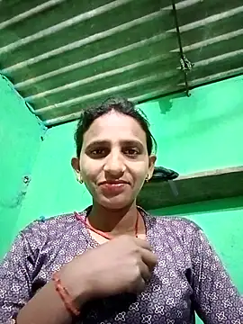 Snapshot of Baby__Shreya chatting on 11-15-25, 10:59 Baby Shreya online show from 11-15-25, 10:59