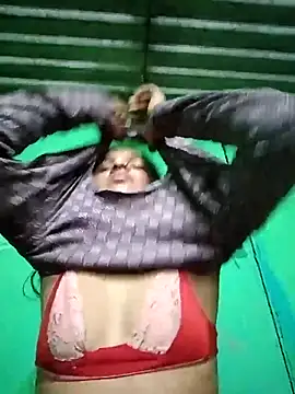 Snapshot of Baby__Shreya chatting on 02-12-26, 10:49 Baby Shreya online show from 02-12-26, 10:49