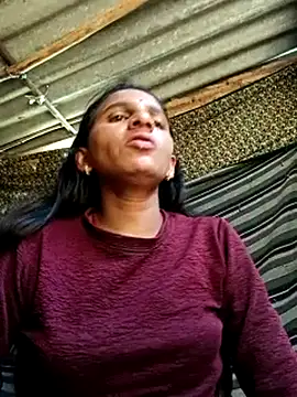 Snapshot of Baby__Shreya chatting on 02-17-26, 09:39 Baby Shreya online show from 02-17-26, 09:39