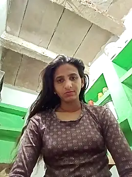 Snapshot of Baby__Shreya chatting on 04-01-26, 09:01 Baby Shreya online show from 04-01-26, 09:01