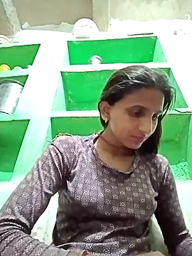 Snapshot of Baby__Shreya chatting on 04-03-26, 09:18 Baby Shreya online show from 04-03-26, 09:18